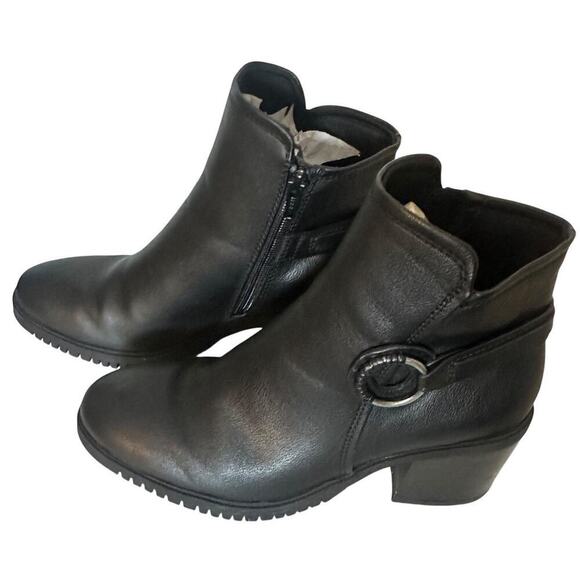 Baretraps Felicia Vegan Leather Chunky Heel Side Zip Black Ankle Boots Sz 8.5 M - Picture 14 of 16